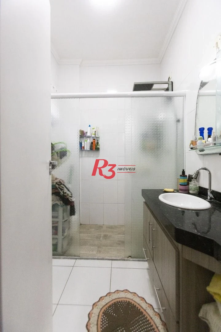 Casa com 3 dormitórios à venda, 200 m² por R$ 1.850.000,00 - Campo Grande - Santos/SP