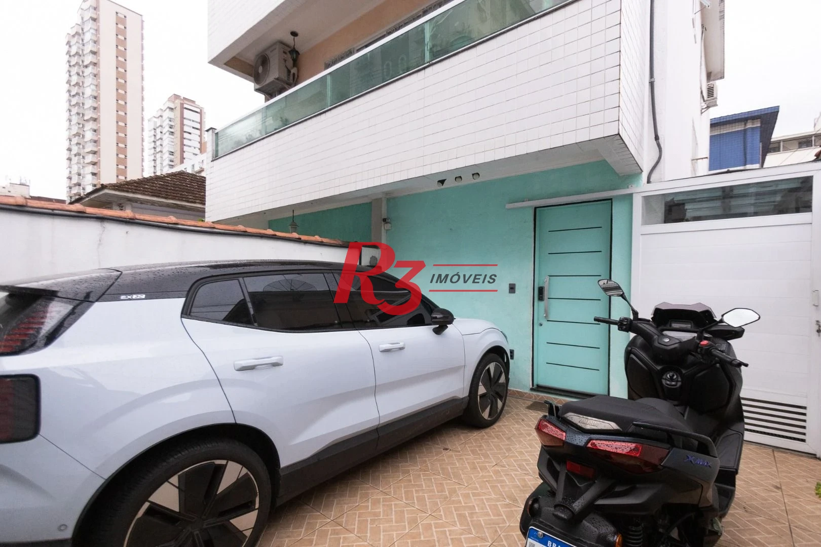 Casa com 3 dormitórios à venda, 200 m² por R$ 1.850.000,00 - Campo Grande - Santos/SP