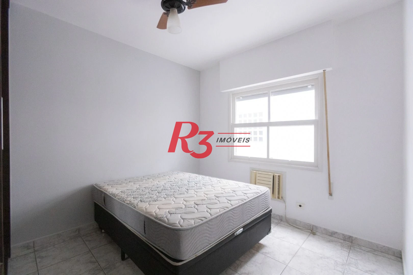 Apartamento com 1 dormitório à venda, 63 m² por R$ 385.000,00 - Aparecida - Santos/SP