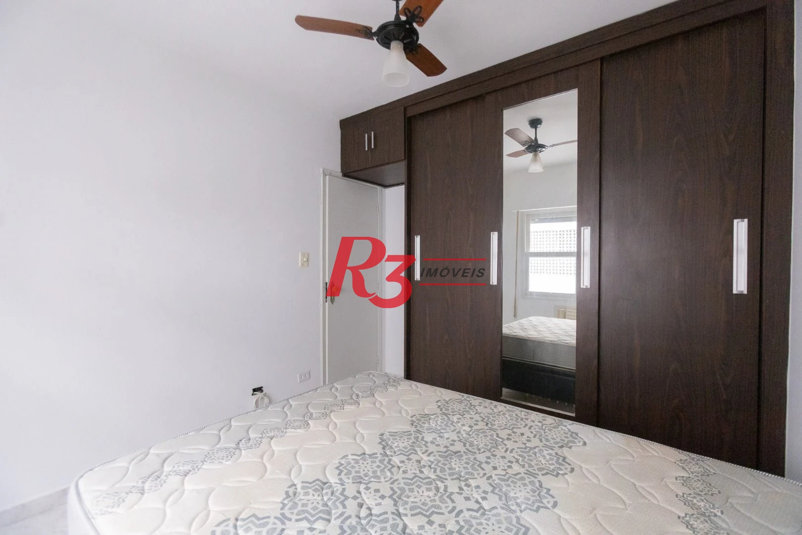 Apartamento com 1 dormitório à venda, 63 m² por R$ 385.000,00 - Aparecida - Santos/SP