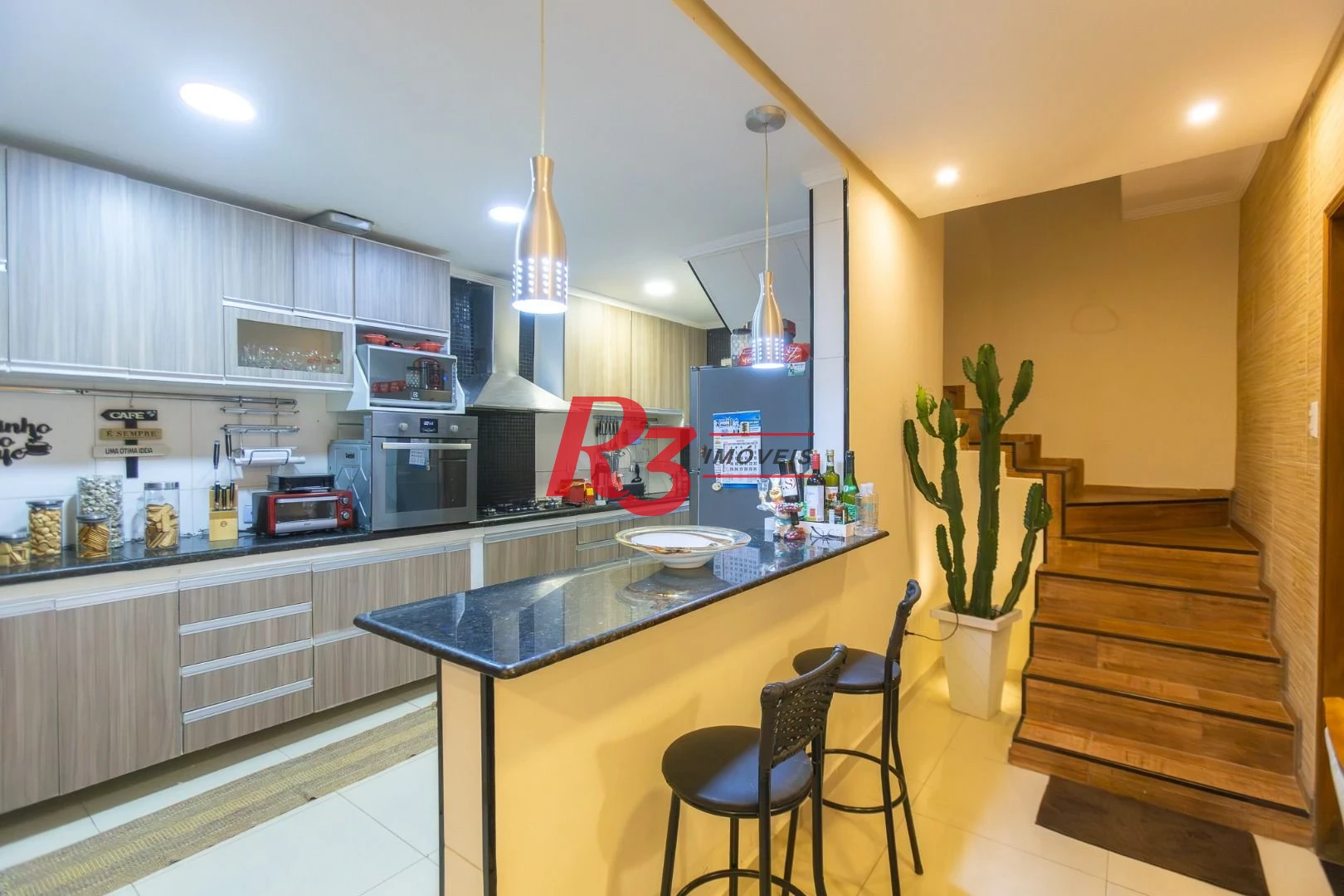 Casa com 3 dormitórios à venda, 90 m² por R$ 375.000,00 - Vila São Jorge - Santos/SP