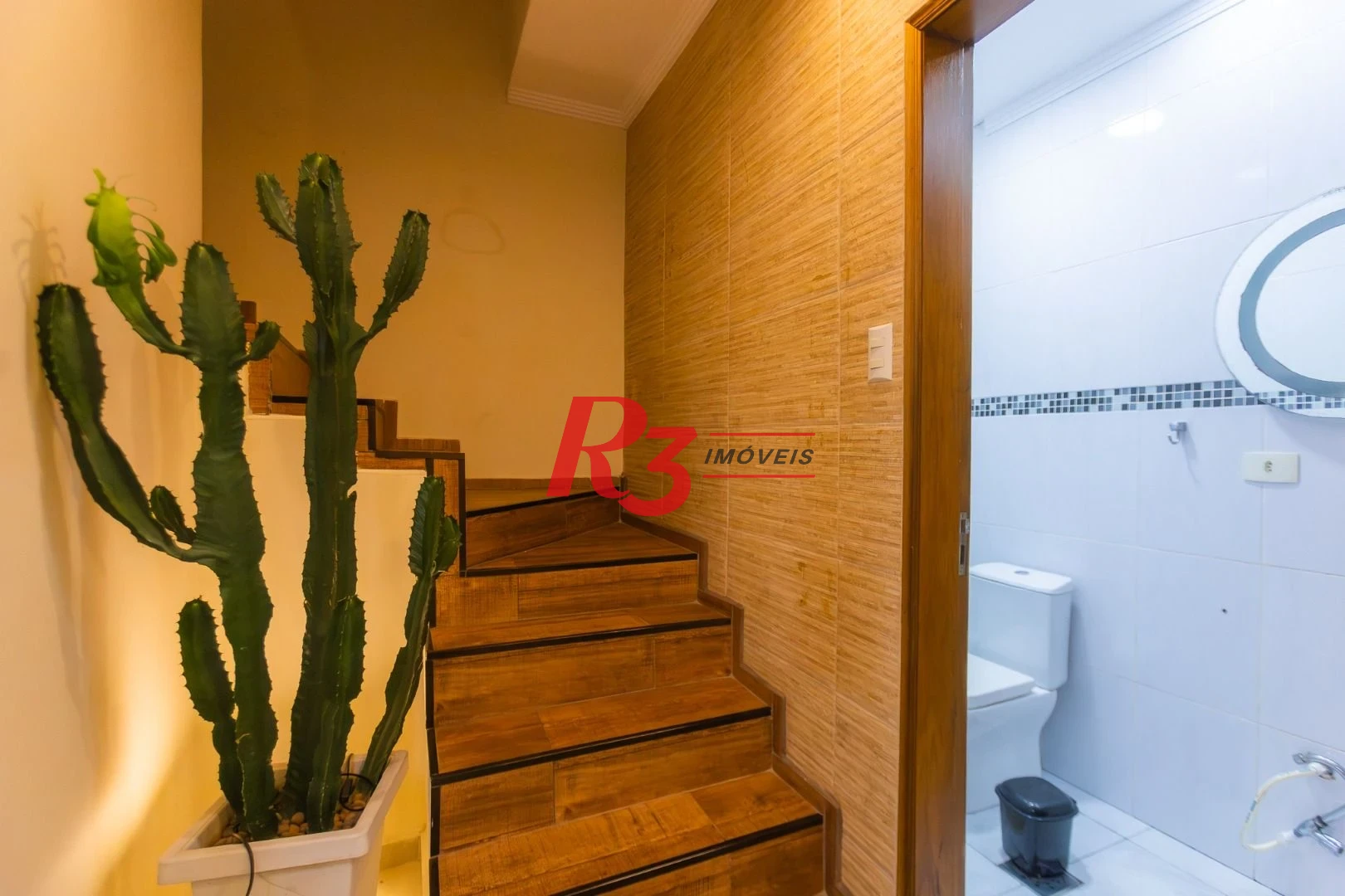Casa com 3 dormitórios à venda, 90 m² por R$ 375.000,00 - Vila São Jorge - Santos/SP