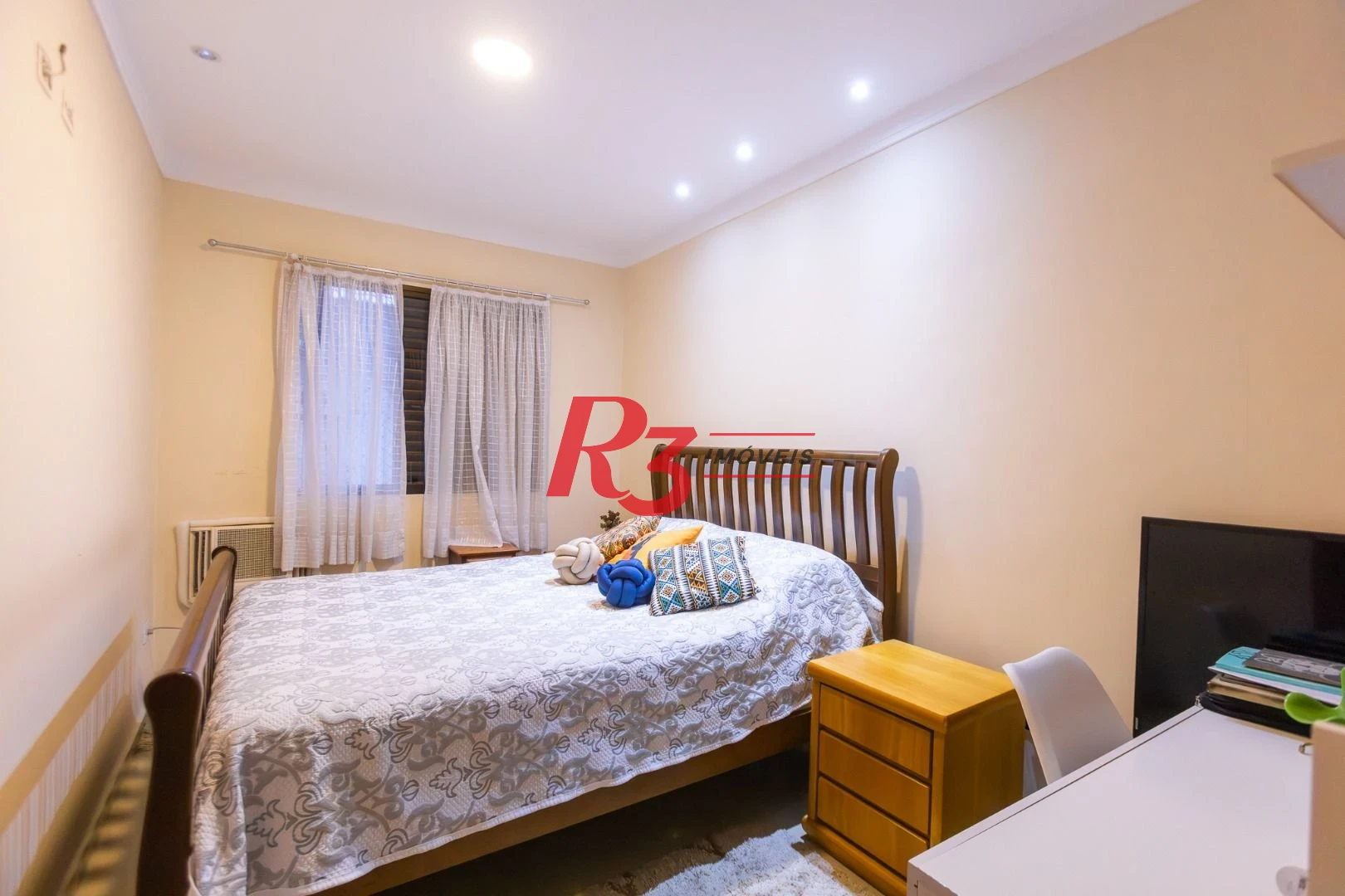 Casa com 3 dormitórios à venda, 90 m² por R$ 375.000,00 - Vila São Jorge - Santos/SP
