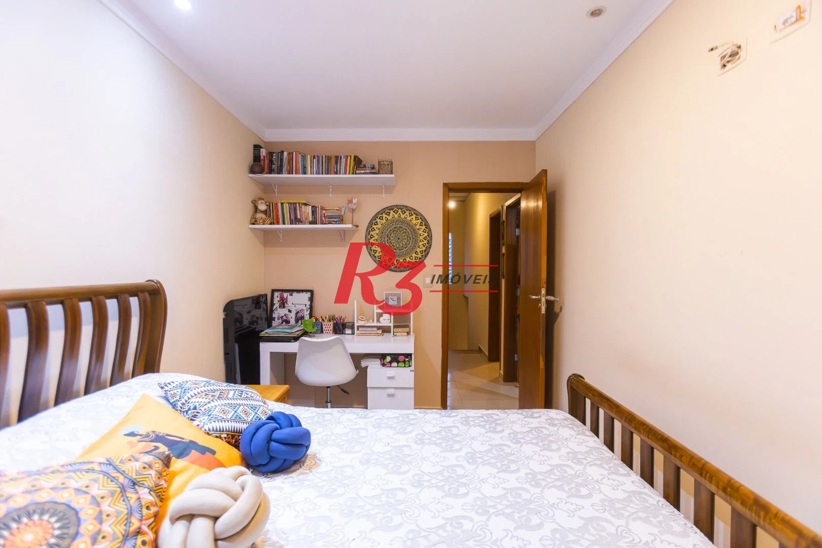 Casa com 3 dormitórios à venda, 90 m² por R$ 375.000,00 - Vila São Jorge - Santos/SP