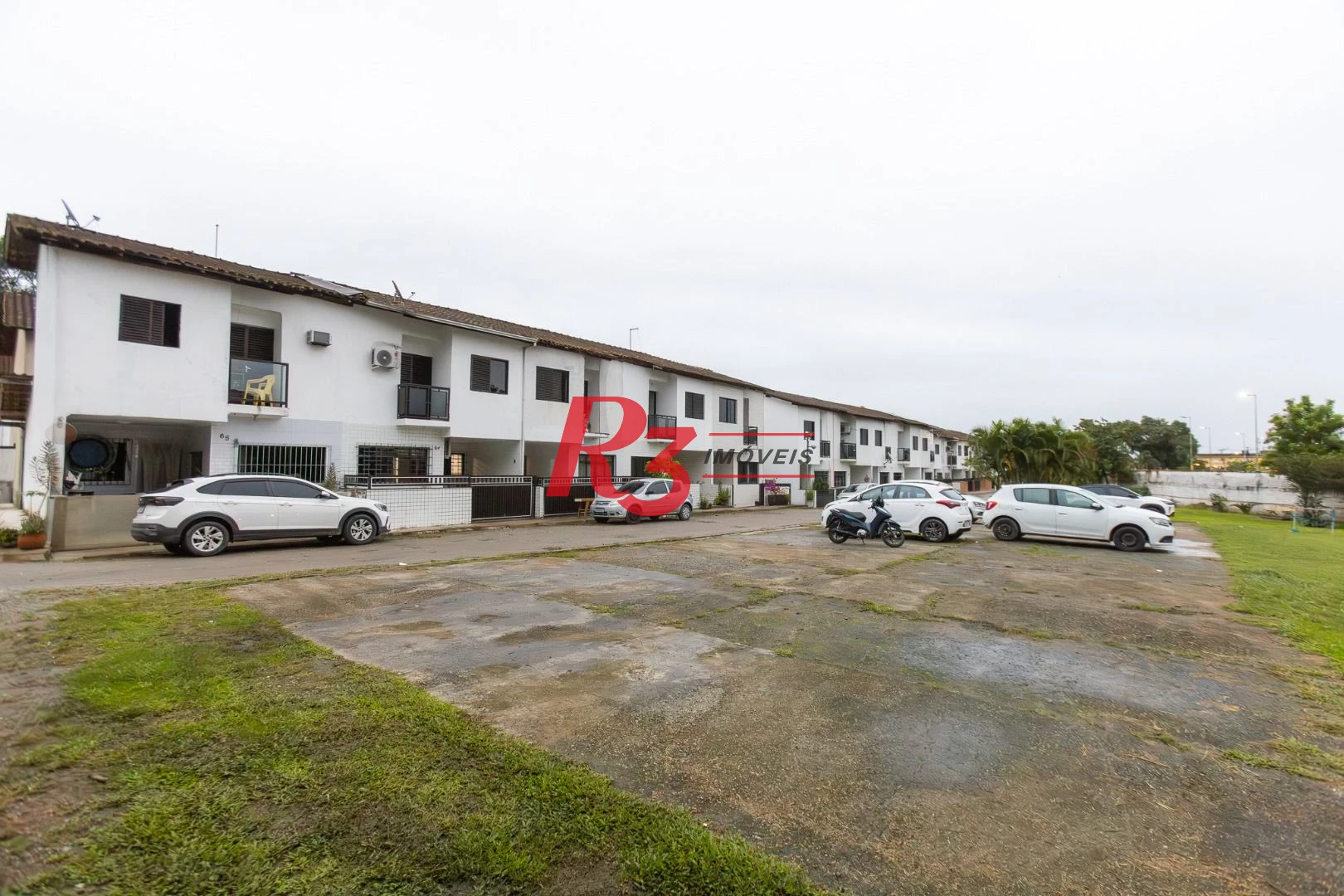 Casa com 3 dormitórios à venda, 90 m² por R$ 375.000,00 - Vila São Jorge - Santos/SP