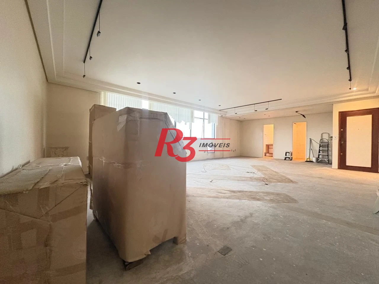 Conjunto à venda, 124 m² por R$ 550.000,00 - Gonzaga - Santos/SP