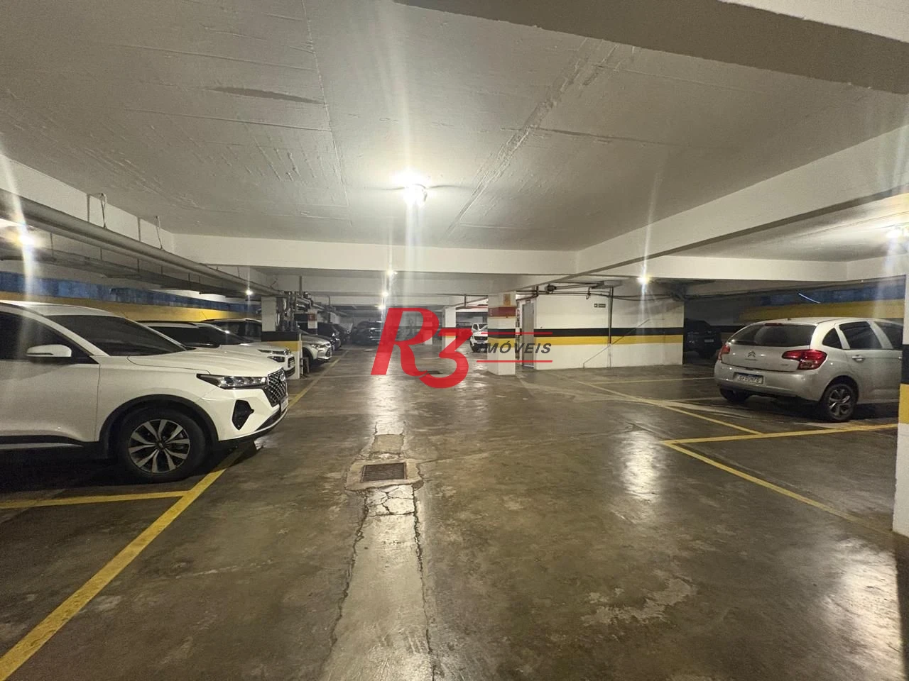 Conjunto à venda, 124 m² por R$ 550.000,00 - Gonzaga - Santos/SP
