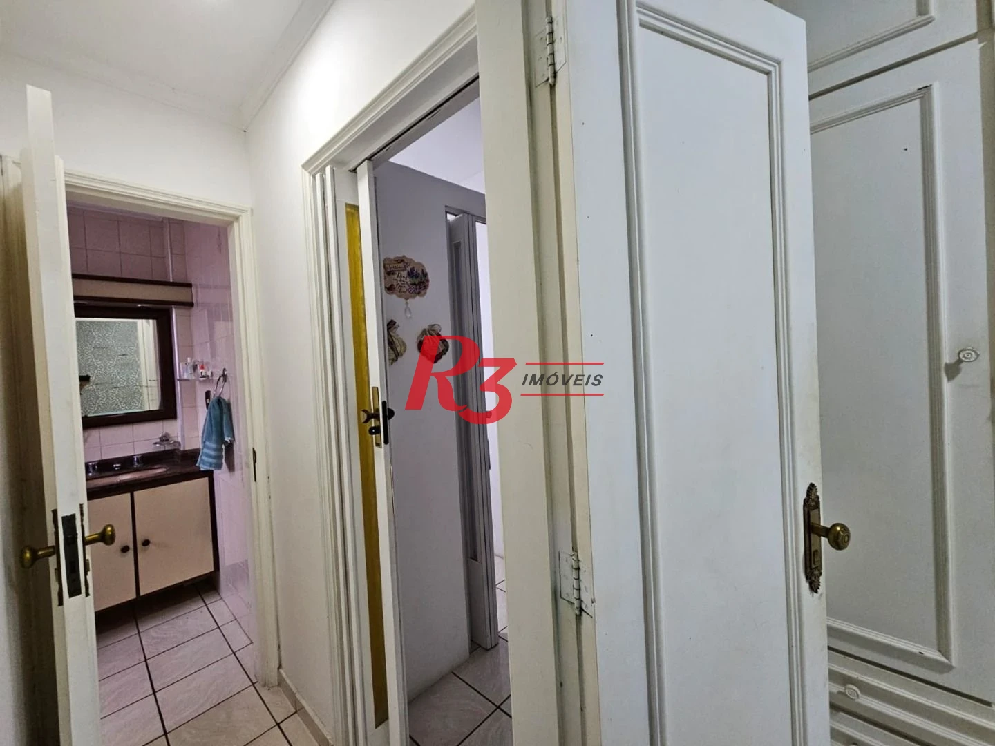 Apartamento com 2 dormitórios à venda, 56 m² por R$ 400.000,00 - José Menino - Santos/SP