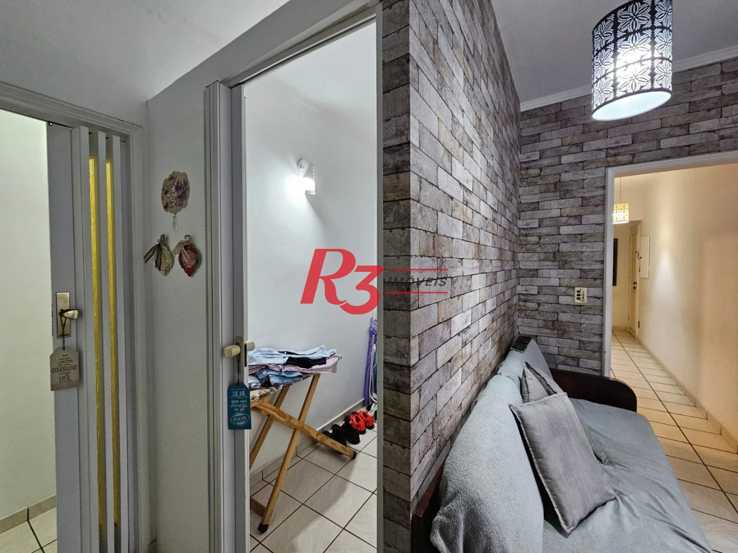Apartamento com 2 dormitórios à venda, 56 m² por R$ 400.000,00 - José Menino - Santos/SP