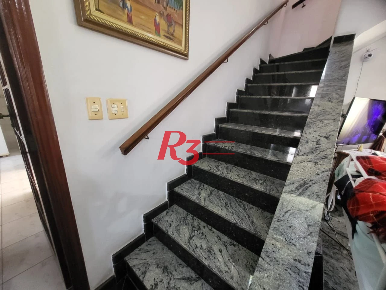 Sobrado com 4 dormitórios à venda, 166 m² por R$ 1.490.000,00 - Embaré - Santos/SP