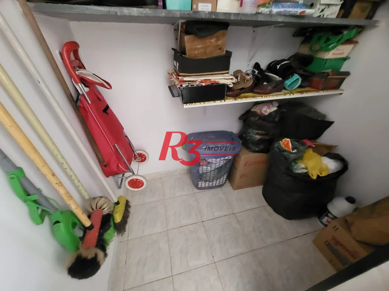 Sobrado com 4 dormitórios à venda, 166 m² por R$ 1.490.000,00 - Embaré - Santos/SP