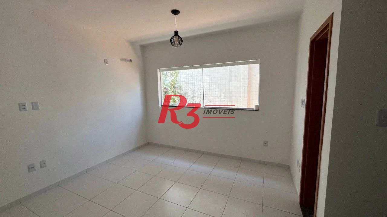 Sobrado com 2 dormitórios à venda, 92 m² por R$ 495.000,00 - Marapé - Santos/SP