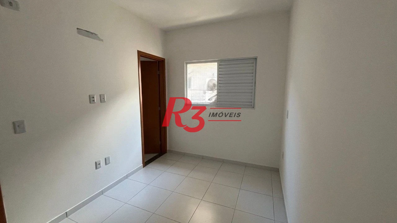 Sobrado com 2 dormitórios à venda, 92 m² por R$ 495.000,00 - Marapé - Santos/SP