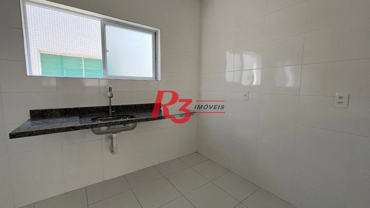 Sobrado com 2 dormitórios à venda, 92 m² por R$ 495.000,00 - Marapé - Santos/SP