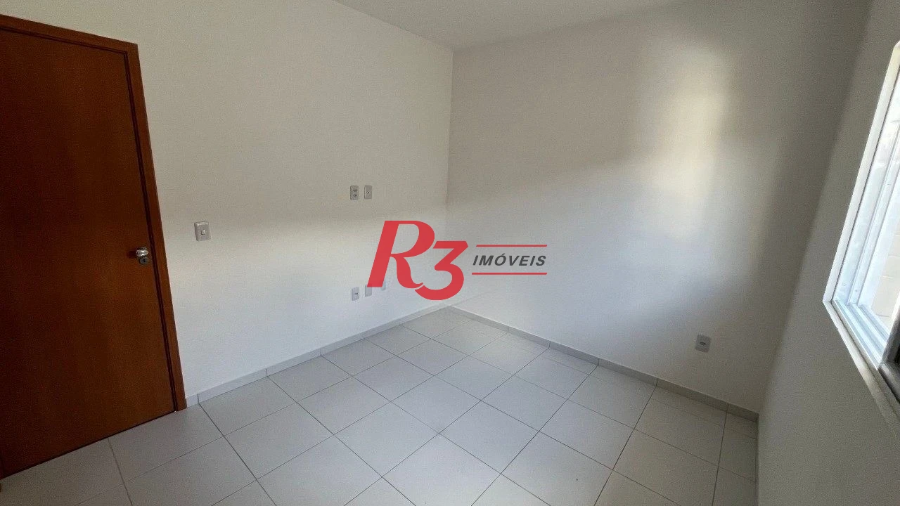 Sobrado com 2 dormitórios à venda, 92 m² por R$ 495.000,00 - Marapé - Santos/SP