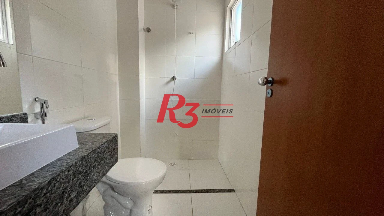 Sobrado com 2 dormitórios à venda, 92 m² por R$ 495.000,00 - Marapé - Santos/SP