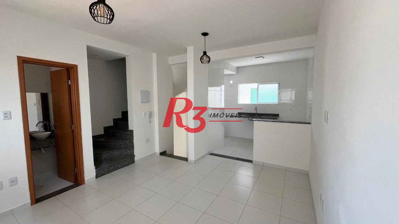 Sobrado com 2 dormitórios à venda, 92 m² por R$ 495.000,00 - Marapé - Santos/SP