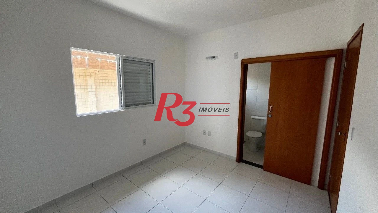 Sobrado com 2 dormitórios à venda, 92 m² por R$ 495.000,00 - Marapé - Santos/SP