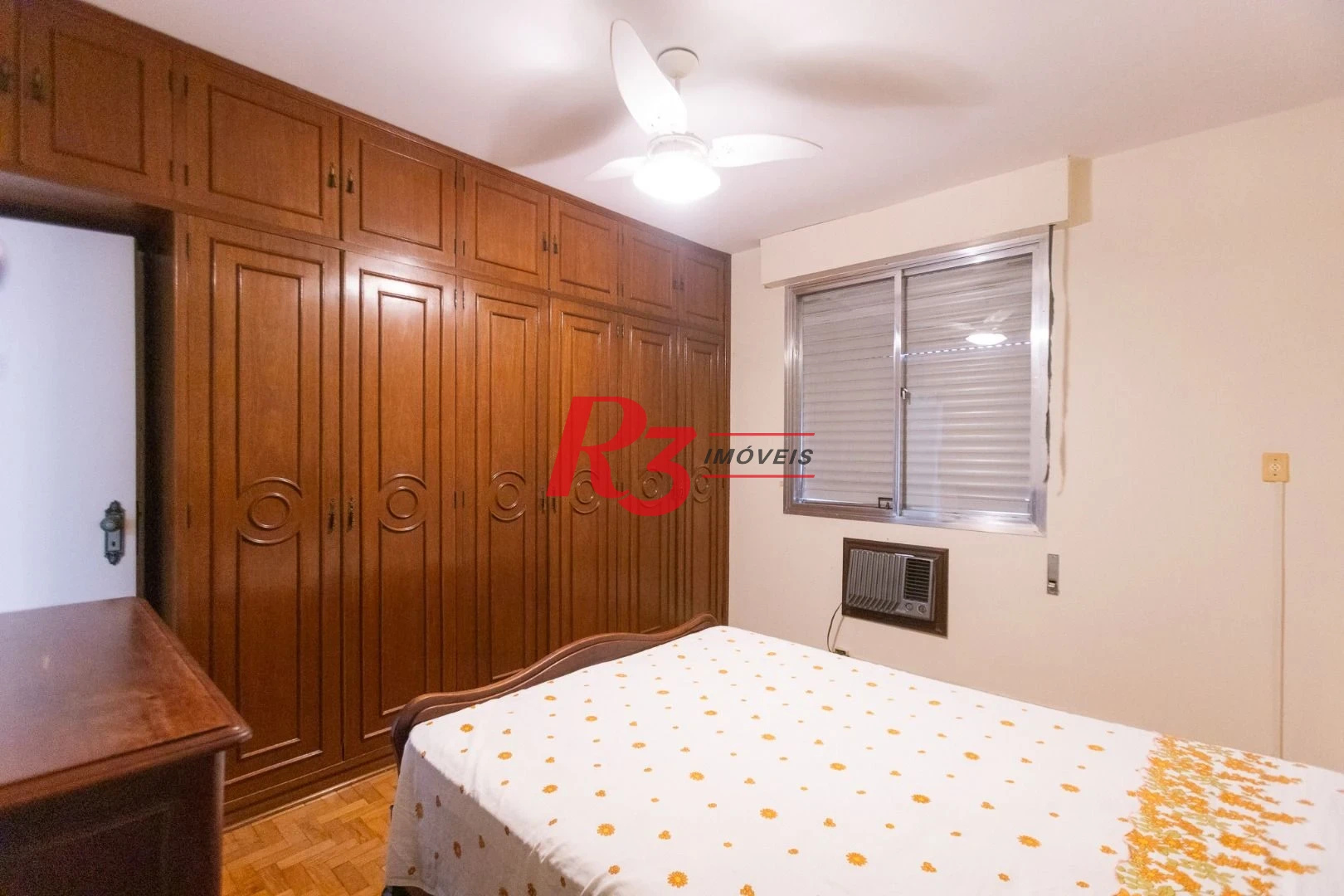 Apartamento com 1 dormitório à venda, 60 m² por R$ 420.000,00 - Gonzaga - Santos/SP