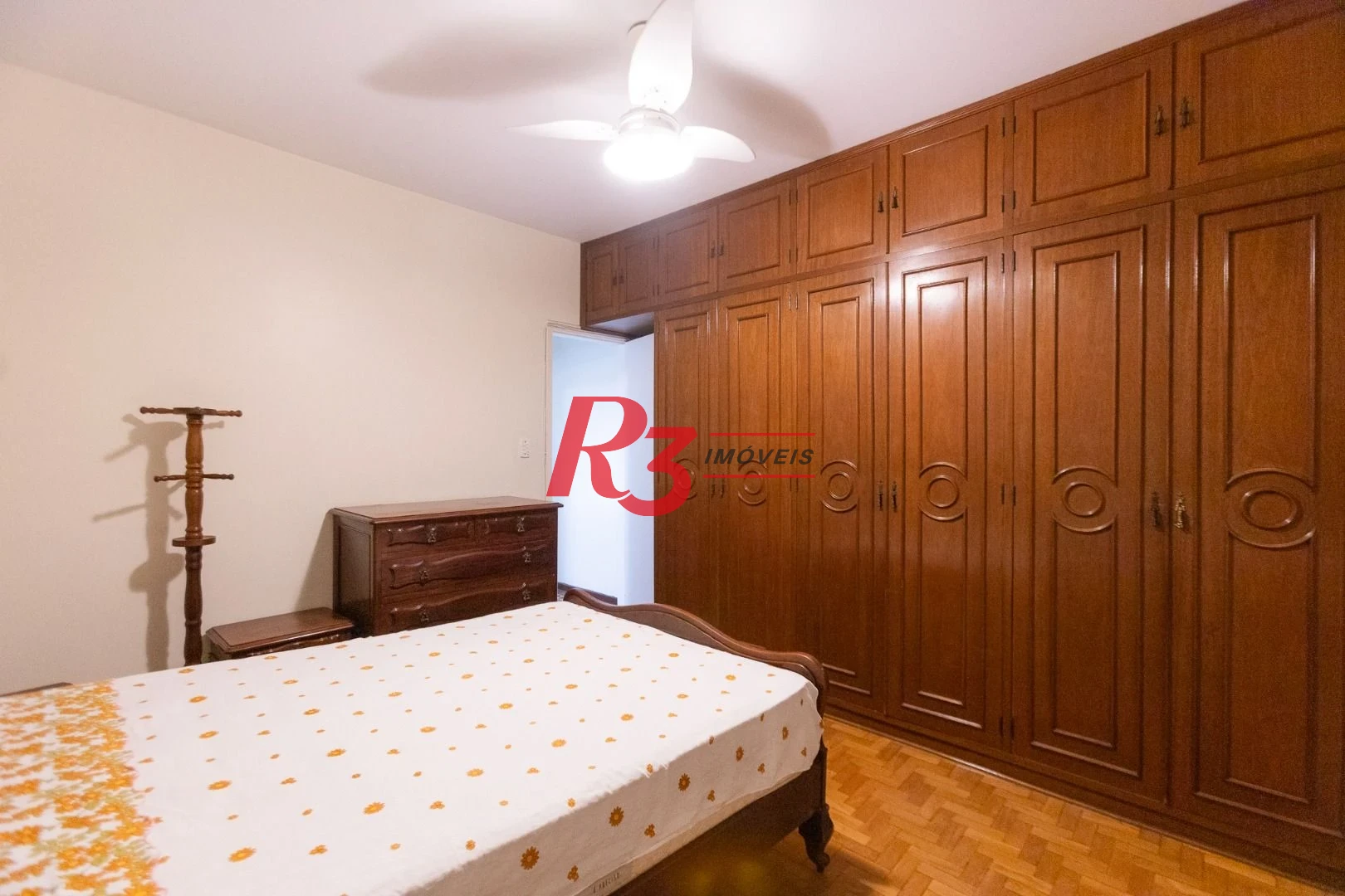 Apartamento com 1 dormitório à venda, 60 m² por R$ 420.000,00 - Gonzaga - Santos/SP