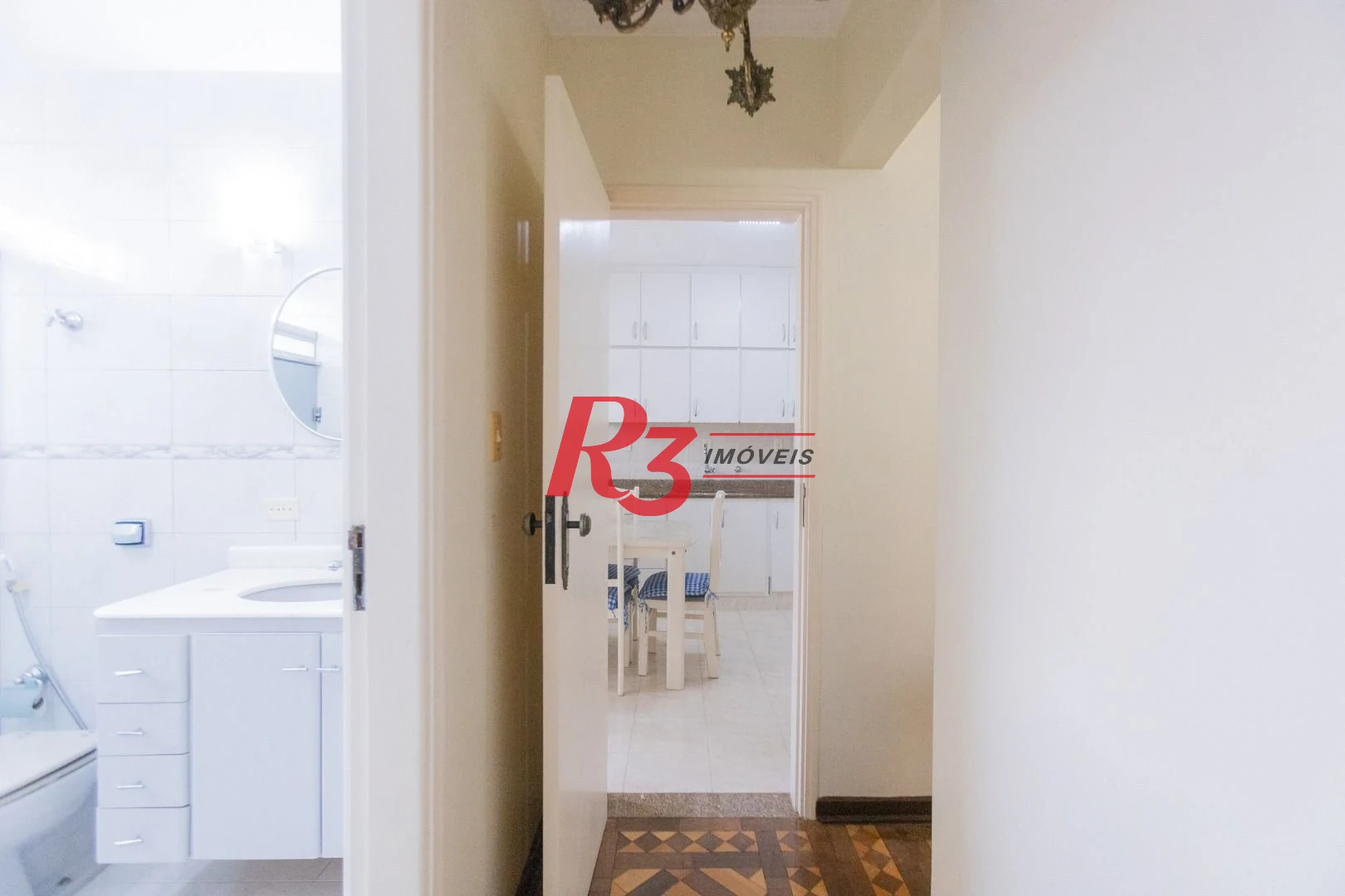 Apartamento com 1 dormitório à venda, 60 m² por R$ 420.000,00 - Gonzaga - Santos/SP