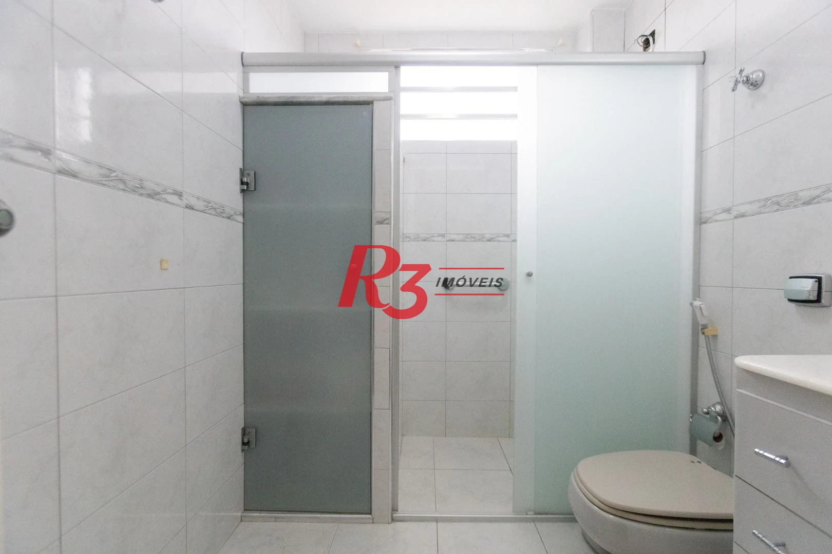 Apartamento com 1 dormitório à venda, 60 m² por R$ 420.000,00 - Gonzaga - Santos/SP