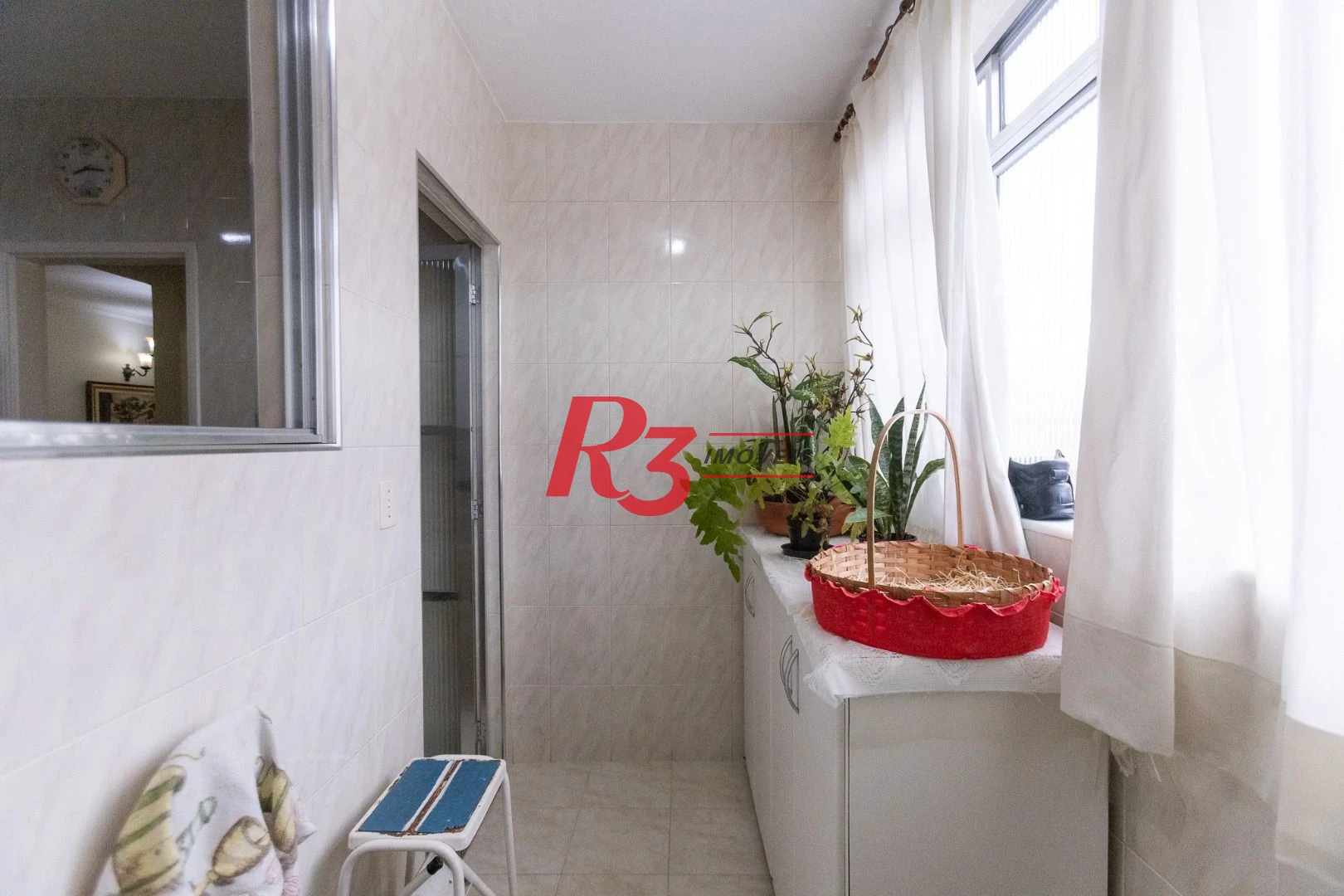 Apartamento com 1 dormitório à venda, 60 m² por R$ 420.000,00 - Gonzaga - Santos/SP
