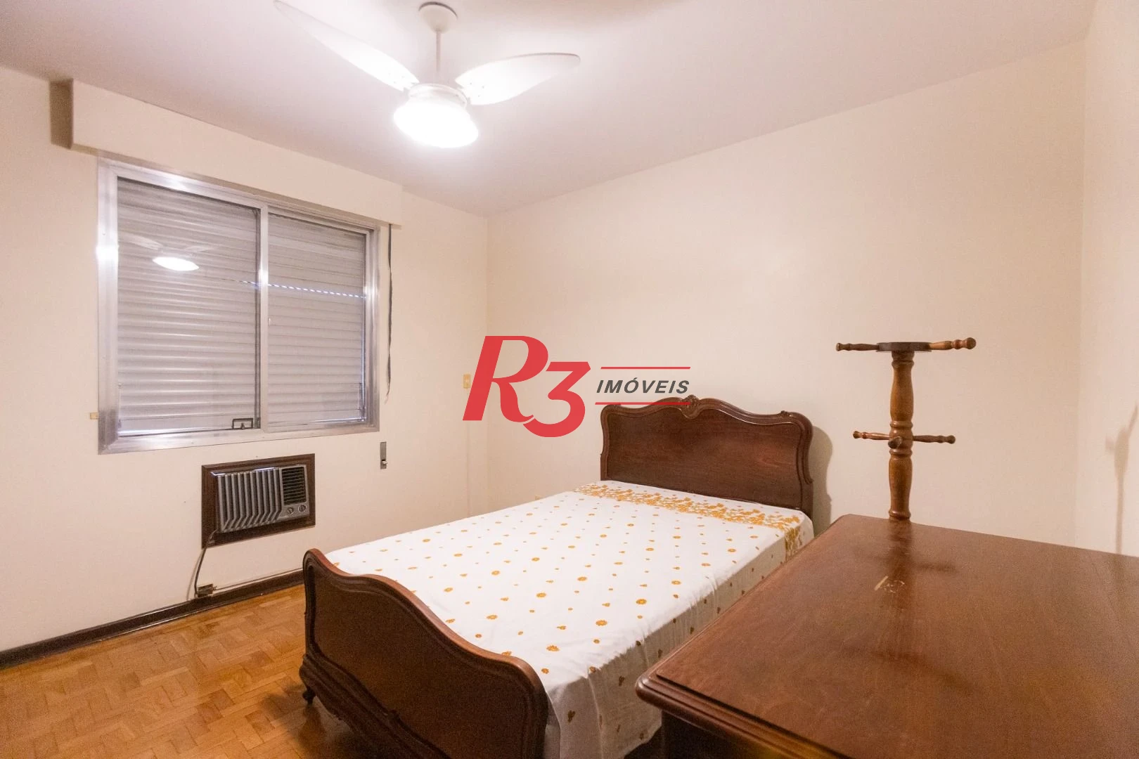 Apartamento com 1 dormitório à venda, 60 m² por R$ 420.000,00 - Gonzaga - Santos/SP