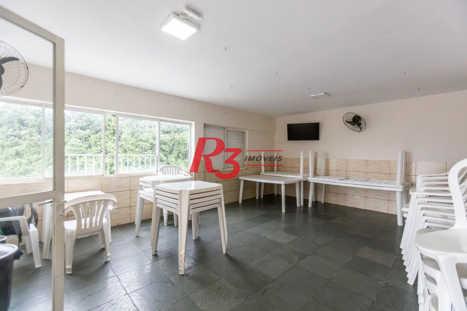 Apartamento com 1 dormitório à venda, 78 m² por R$ 355.000,00 - Marapé - Santos/SP