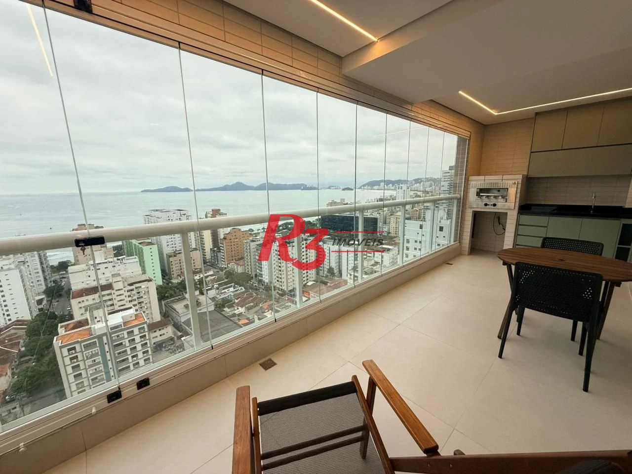 Apartamento com 2 dormitórios à venda, 99 m² por R$ 2.300.000,00 - Aparecida - Santos/SP