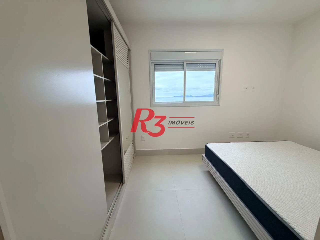 Apartamento com 2 dormitórios à venda, 99 m² por R$ 2.300.000,00 - Aparecida - Santos/SP