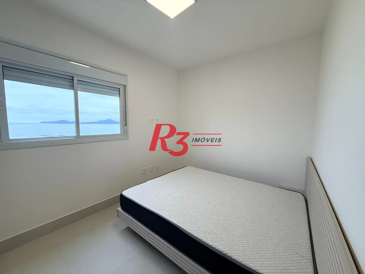 Apartamento com 2 dormitórios à venda, 99 m² por R$ 2.300.000,00 - Aparecida - Santos/SP