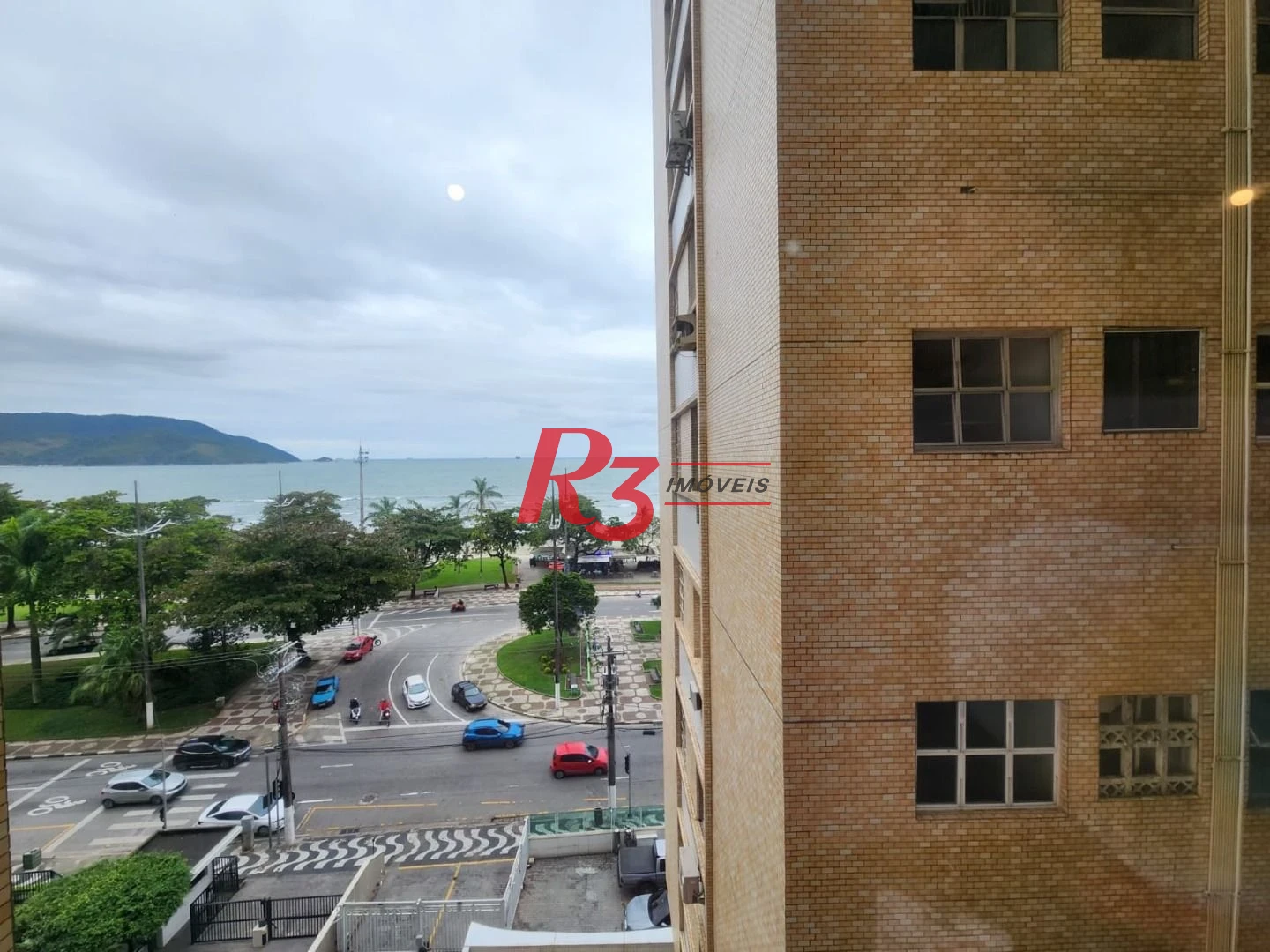 Apartamento com 3 dormitórios à venda, 158 m² por R$ 900.000,00 - Embaré - Santos/SP