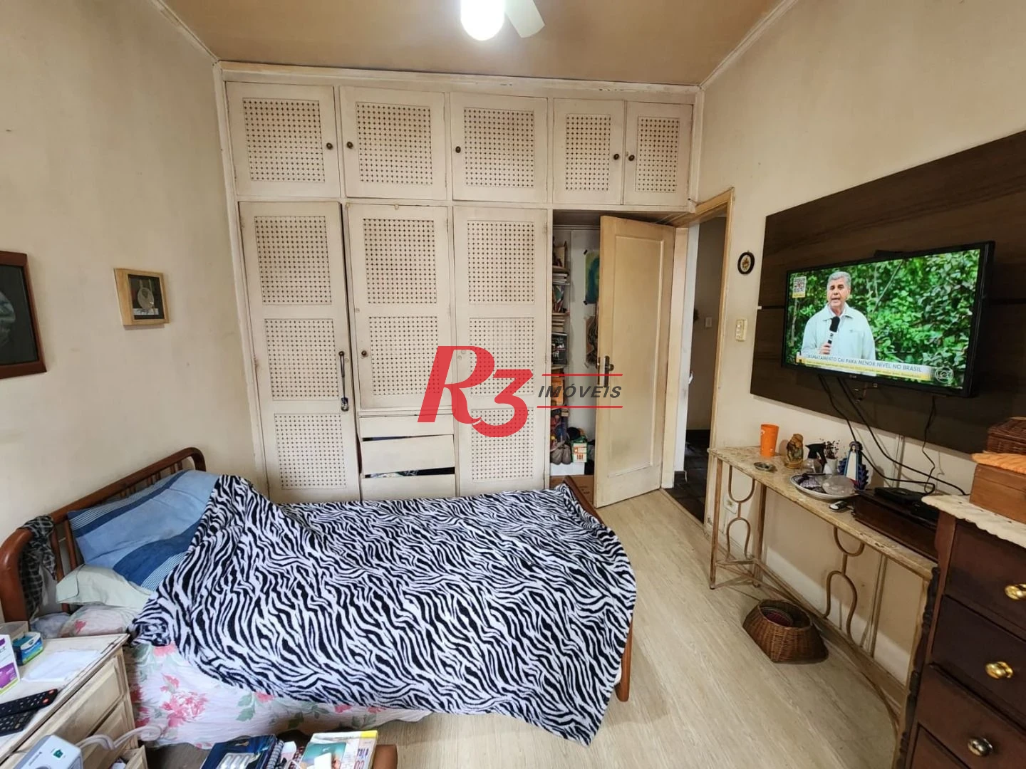 Apartamento com 3 dormitórios à venda, 158 m² por R$ 900.000,00 - Embaré - Santos/SP