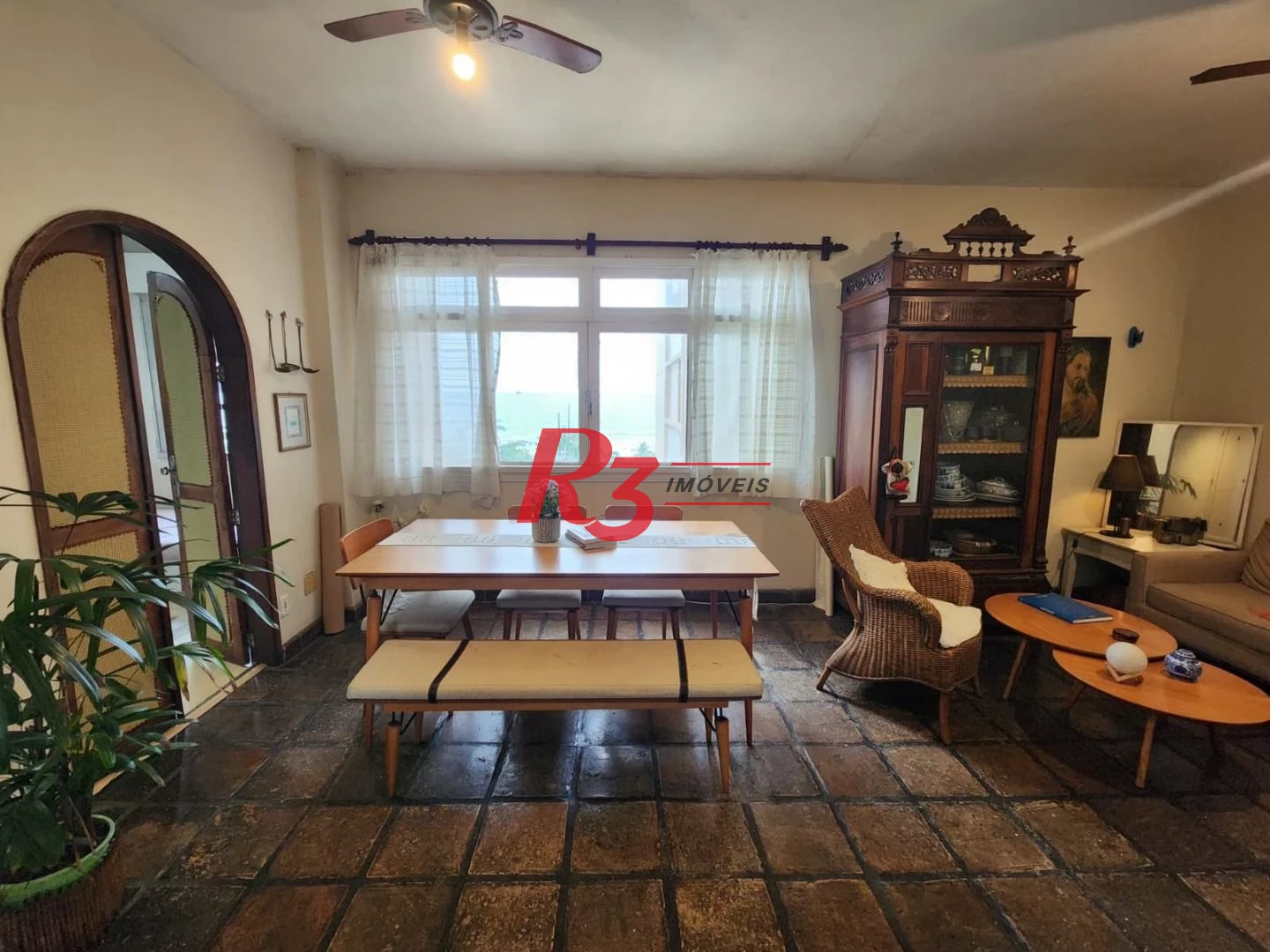 Apartamento com 3 dormitórios à venda, 158 m² por R$ 900.000,00 - Embaré - Santos/SP