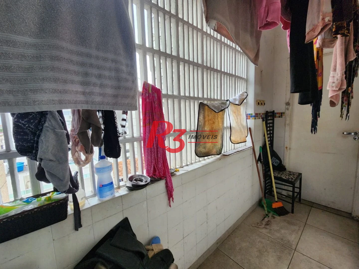 Apartamento com 3 dormitórios à venda, 158 m² por R$ 900.000,00 - Embaré - Santos/SP