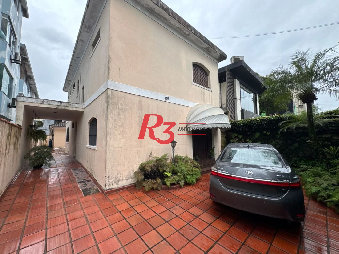 Casa com 3 dormitórios à venda, 320 m² por R$ 4.000.000,00 - Embaré - Santos/SP
