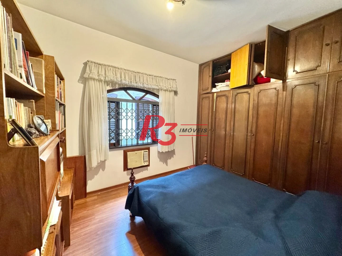 Casa com 3 dormitórios à venda, 320 m² por R$ 4.000.000,00 - Embaré - Santos/SP