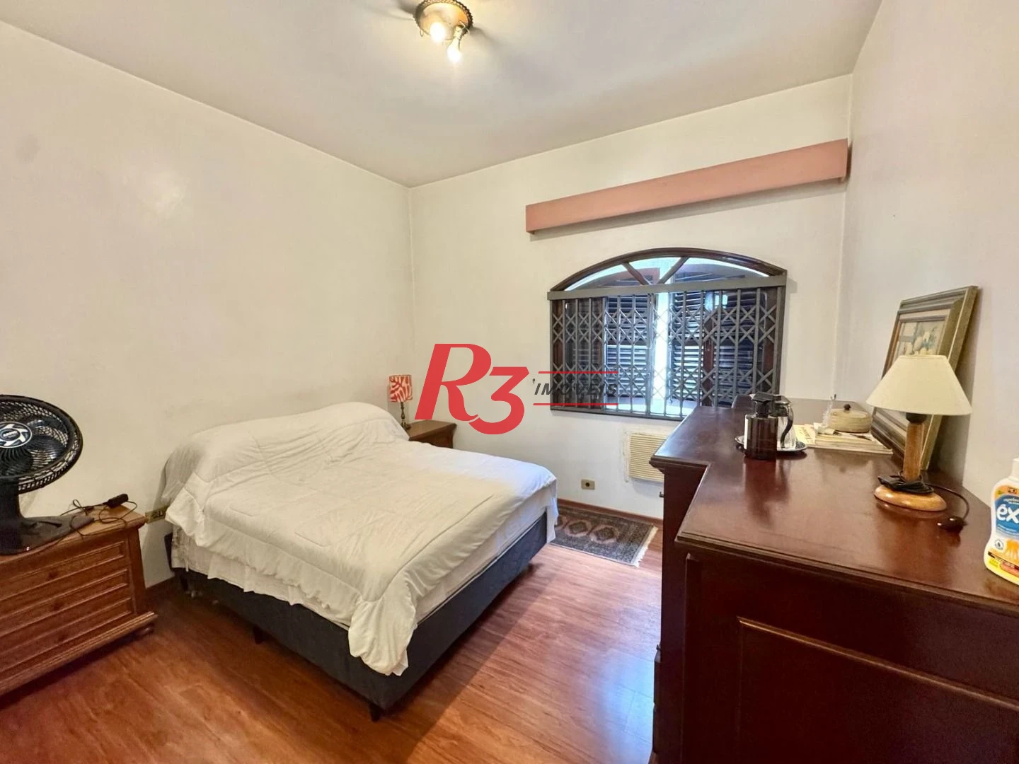 Casa com 3 dormitórios à venda, 320 m² por R$ 4.000.000,00 - Embaré - Santos/SP