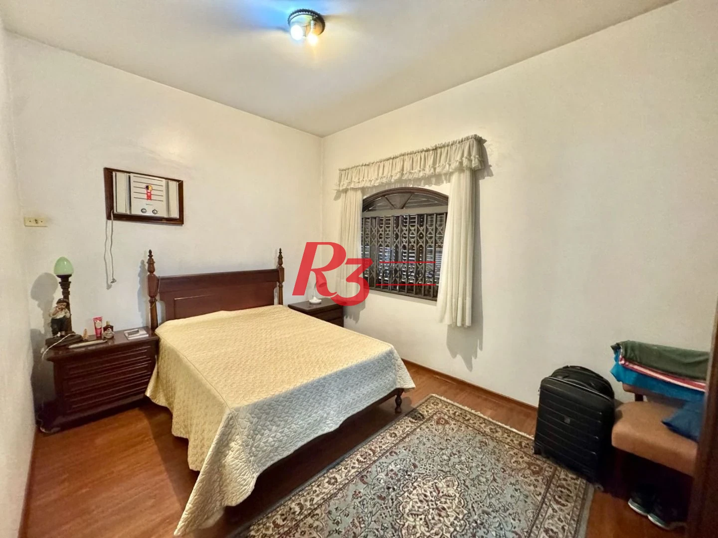 Casa com 3 dormitórios à venda, 320 m² por R$ 4.000.000,00 - Embaré - Santos/SP