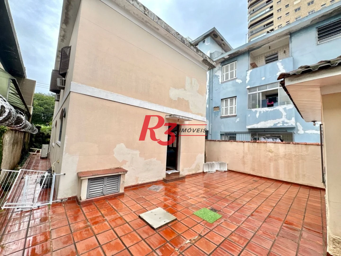 Casa com 3 dormitórios à venda, 320 m² por R$ 4.000.000,00 - Embaré - Santos/SP