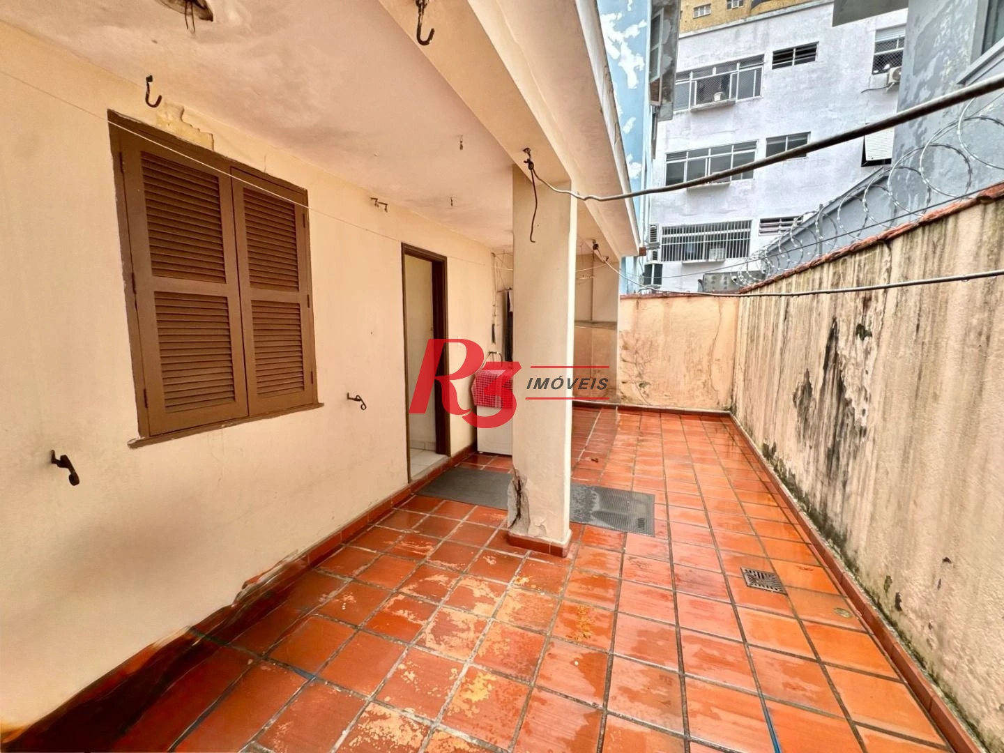 Casa com 3 dormitórios à venda, 320 m² por R$ 4.000.000,00 - Embaré - Santos/SP