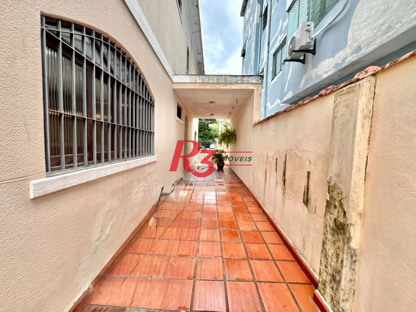 Casa com 3 dormitórios à venda, 320 m² por R$ 4.000.000,00 - Embaré - Santos/SP