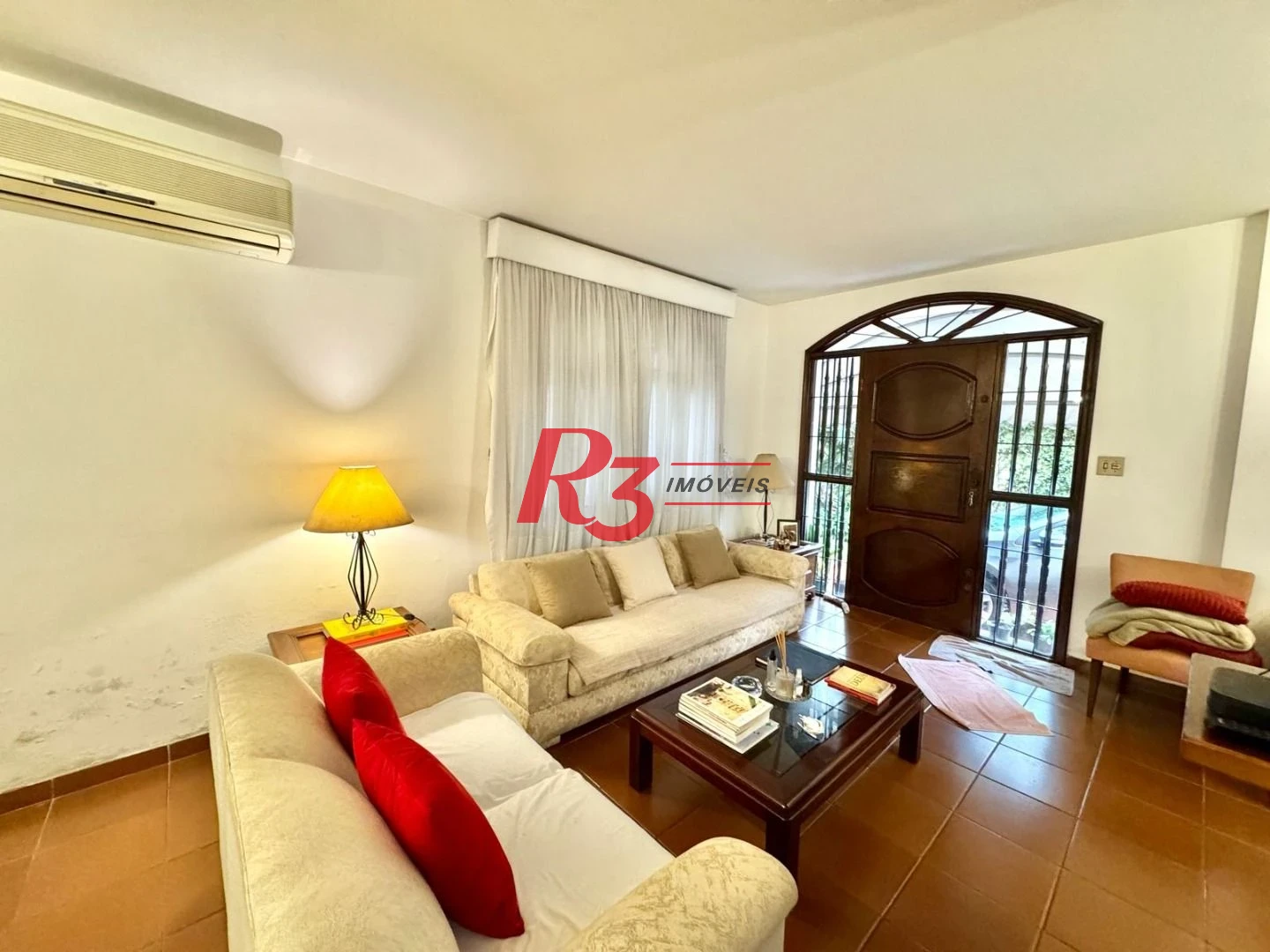 Casa com 3 dormitórios à venda, 320 m² por R$ 4.000.000,00 - Embaré - Santos/SP