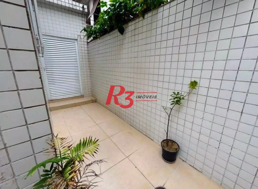 Sobrado com 3 dormitórios à venda, 208 m² por R$ 1.490.000,00 - Ponta da Praia - Santos/SP
