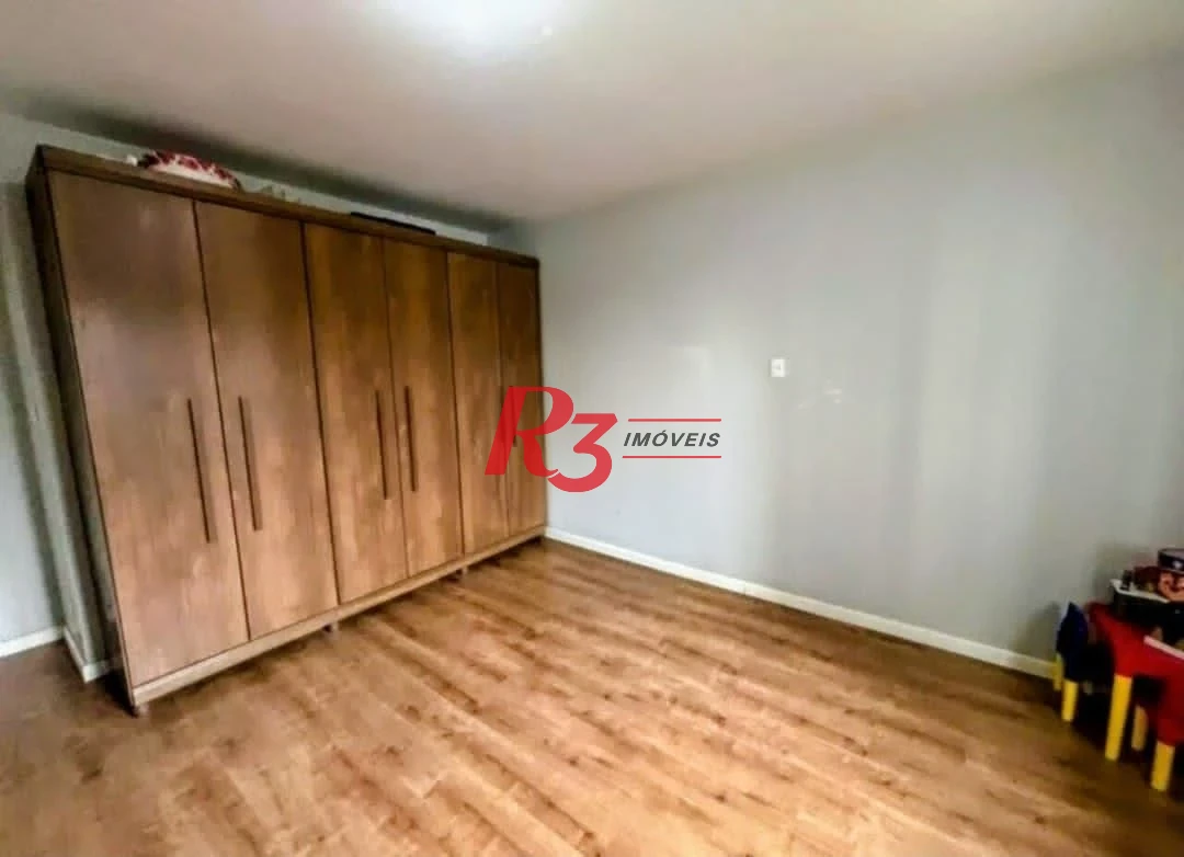 Sobrado com 3 dormitórios à venda, 208 m² por R$ 1.490.000,00 - Ponta da Praia - Santos/SP