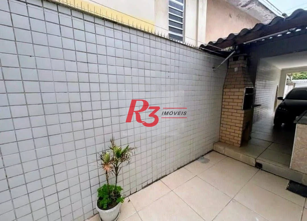 Sobrado com 3 dormitórios à venda, 208 m² por R$ 1.490.000,00 - Ponta da Praia - Santos/SP
