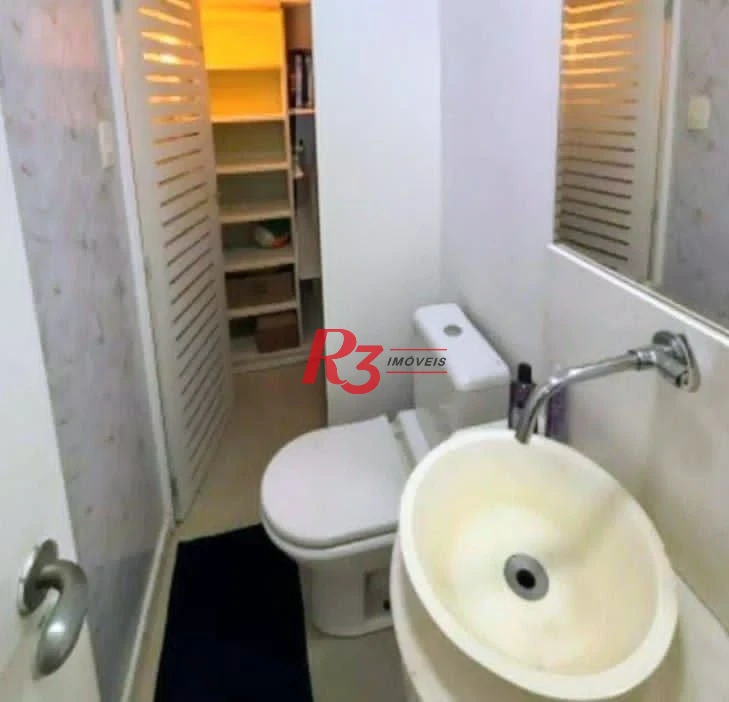 Sobrado com 3 dormitórios à venda, 208 m² por R$ 1.490.000,00 - Ponta da Praia - Santos/SP
