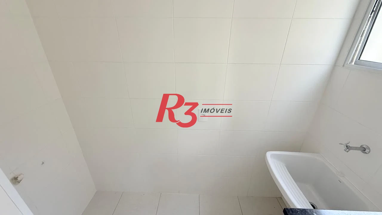 Apartamento com 2 dormitórios à venda, 47 m² por R$ 360.000,00 - Vila Voturuá - São Vicente/SP