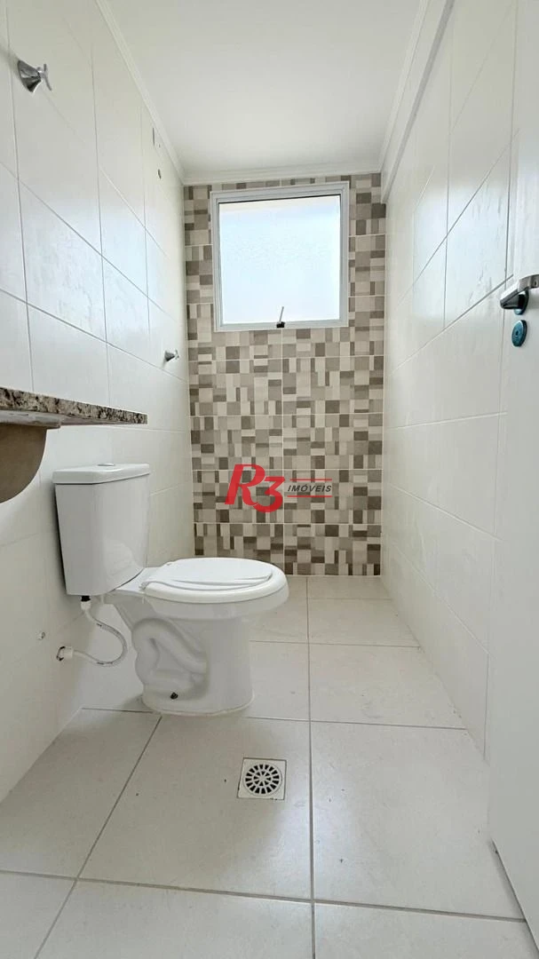 Apartamento com 2 dormitórios à venda, 47 m² por R$ 360.000,00 - Vila Voturuá - São Vicente/SP
